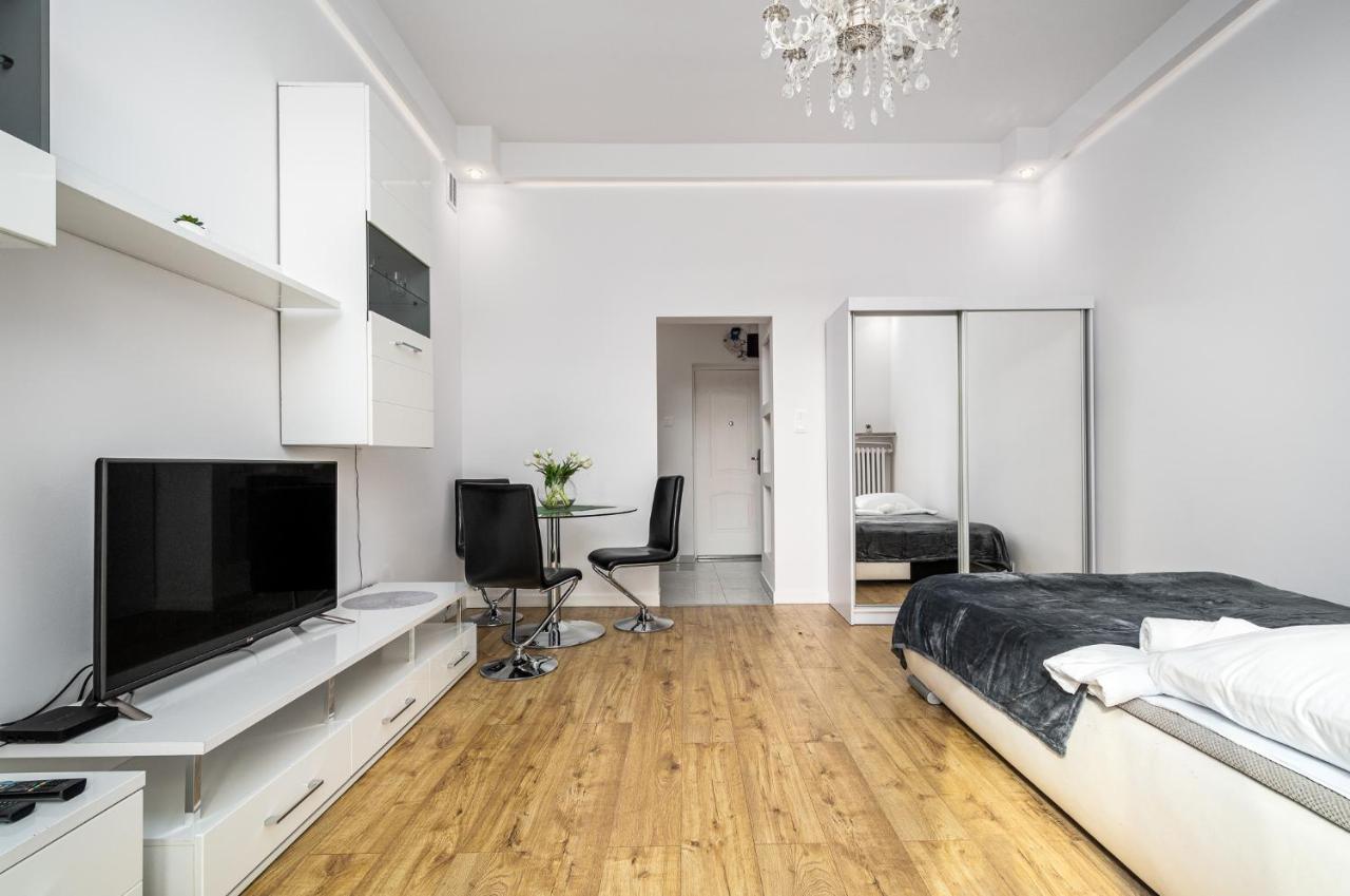 바르샤바 Apart D&K Apartament Z Widokiem Na Palac Kultury I Nauki 아파트 외부 사진